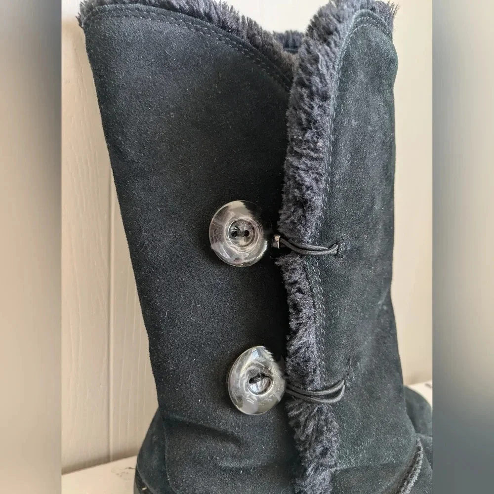 Suede Winter Boots‎ with Faux Fur Lining in Black size 9 Winter Cozy Warm
